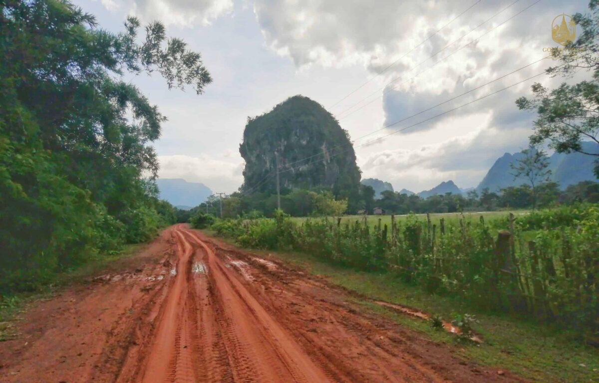 15-Day Ho Chi Minh Trail Bike Tour: Hanoi to Hoi An Epic Cycling Adventure